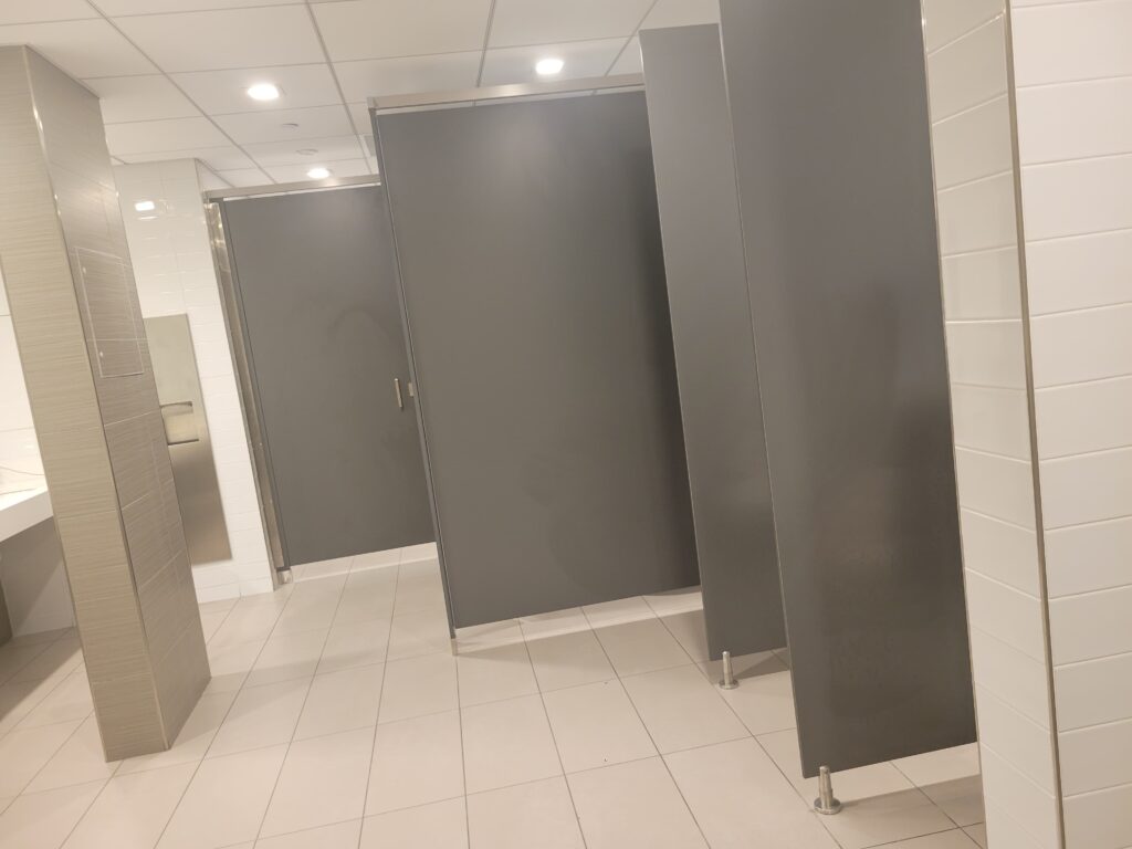 Phenolic Black Core Toilet Partitions